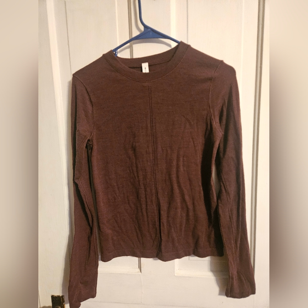 Athleta Ascent Top Longsleeve Size Small Brown